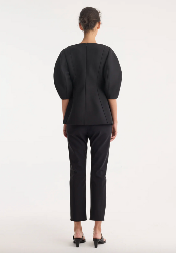 sculptural top: black