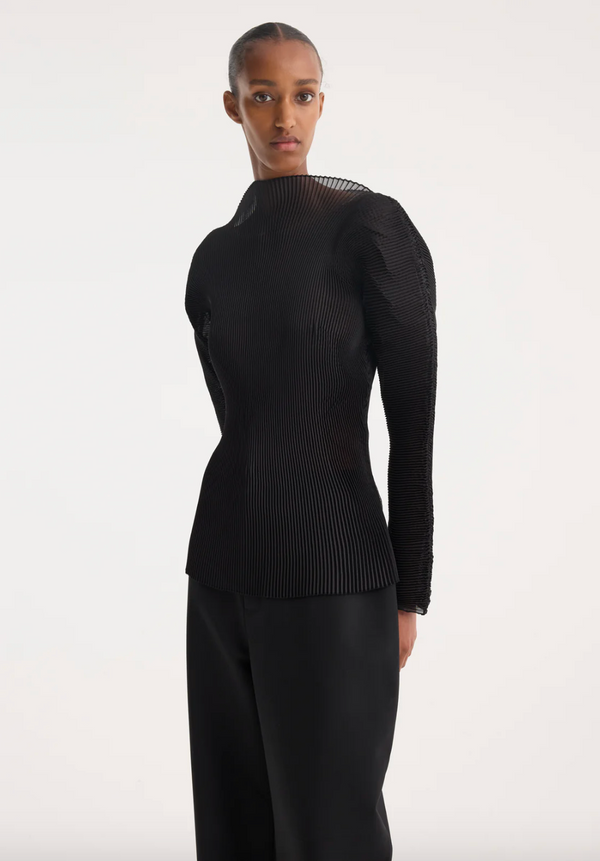 sculptural plissé top: black