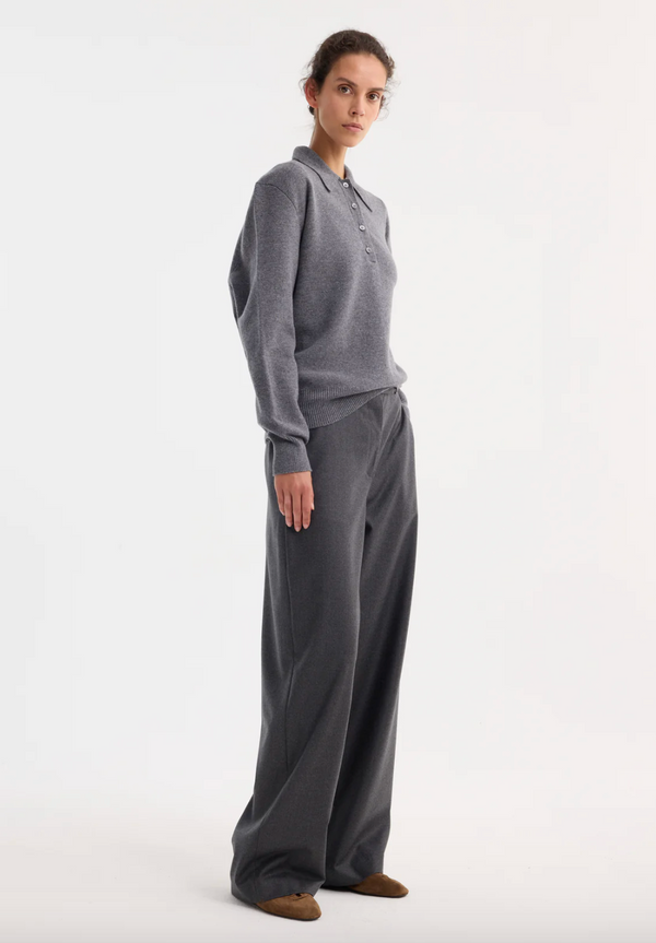 compact knitted polo: mid grey melange