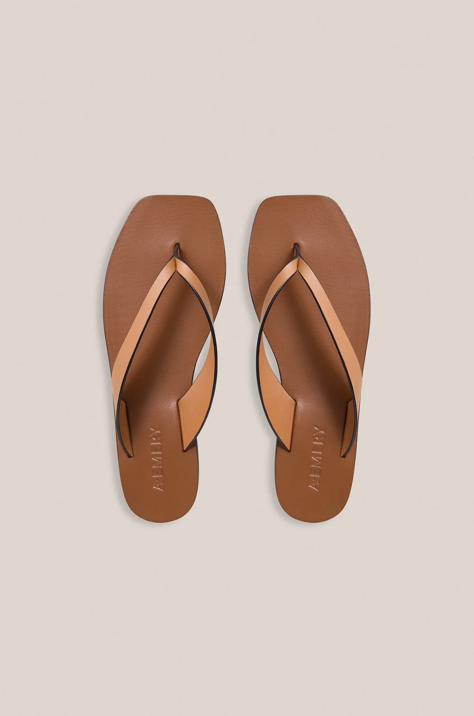 KINTO SANDAL: DEEP TAN