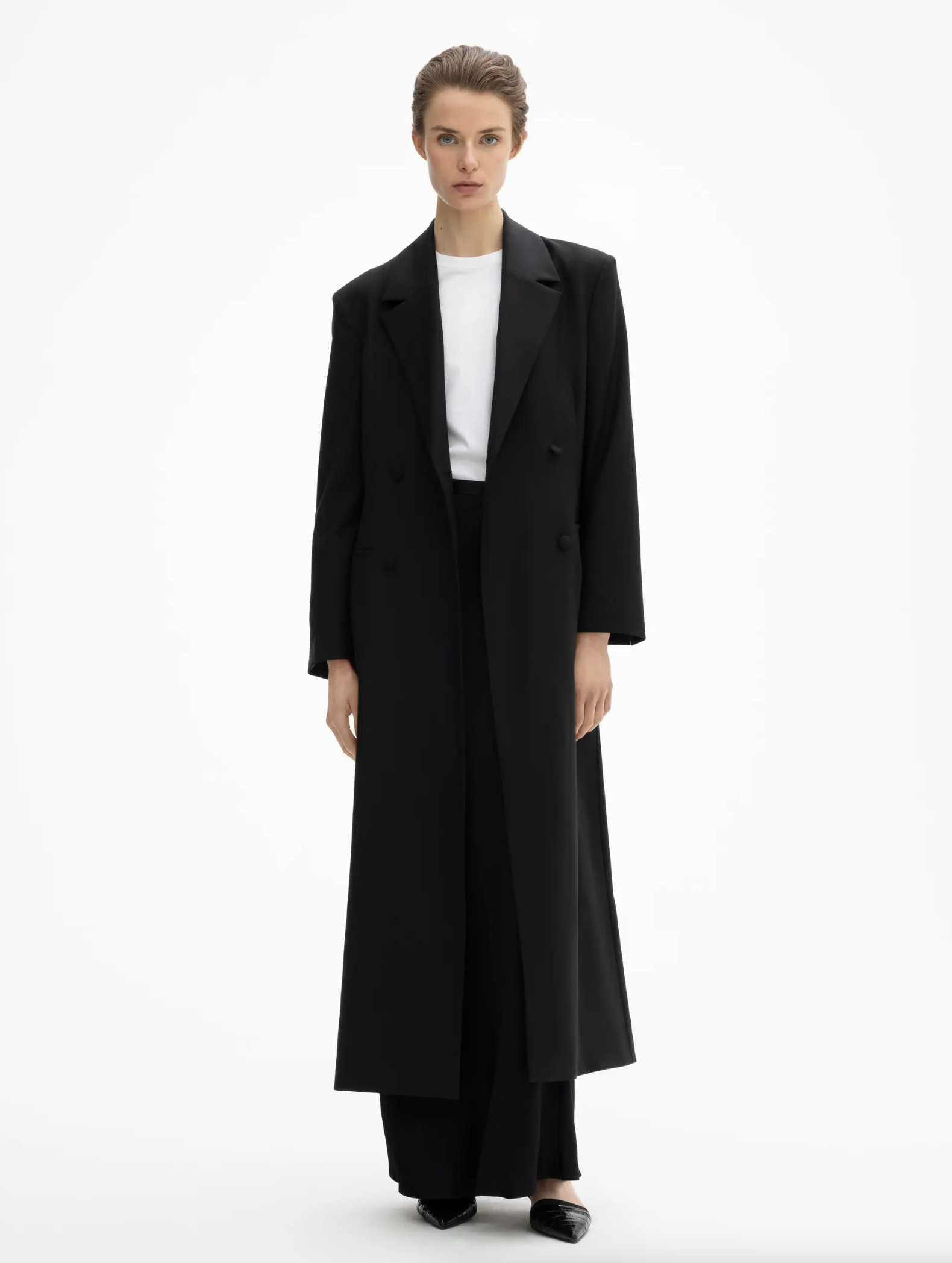 LONG TAILORED BLAZER: BLACK