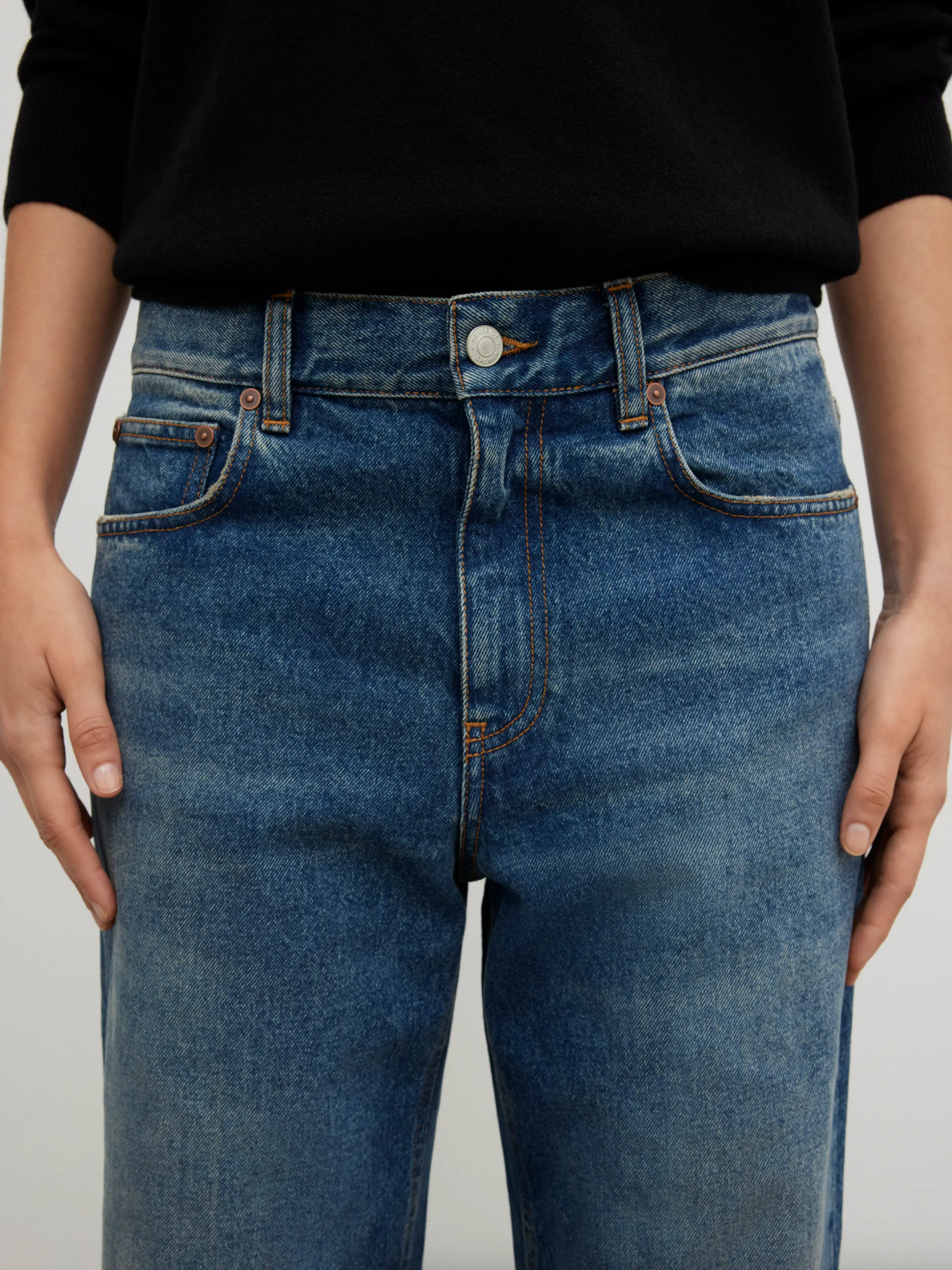 Cropped Denim: Vintage Blue