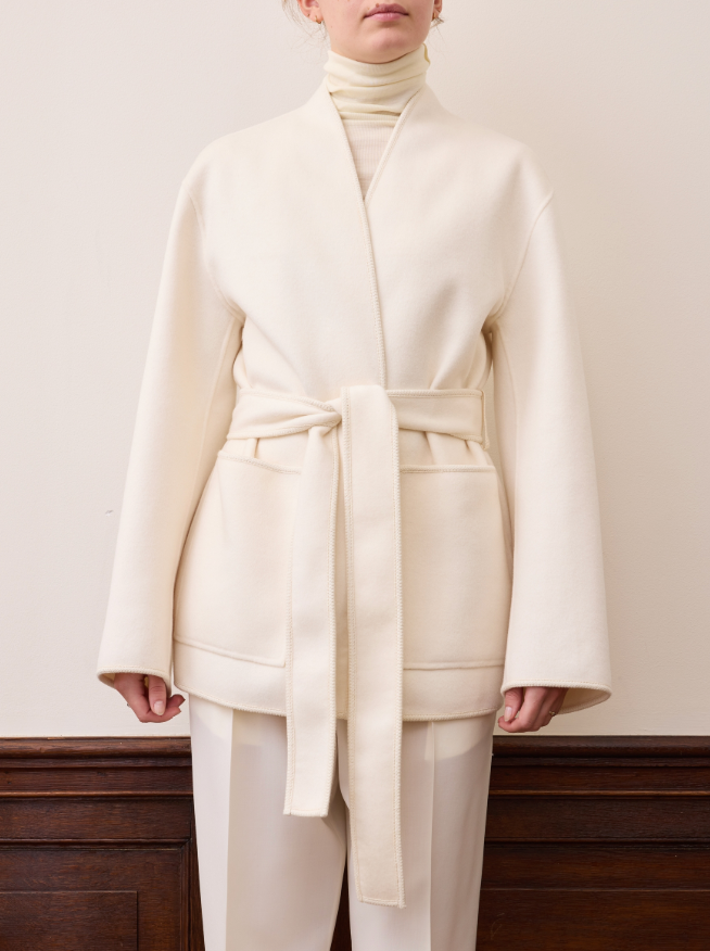 DOUBLE-FACED KIMONO STYLE COAT: OFF WHITE