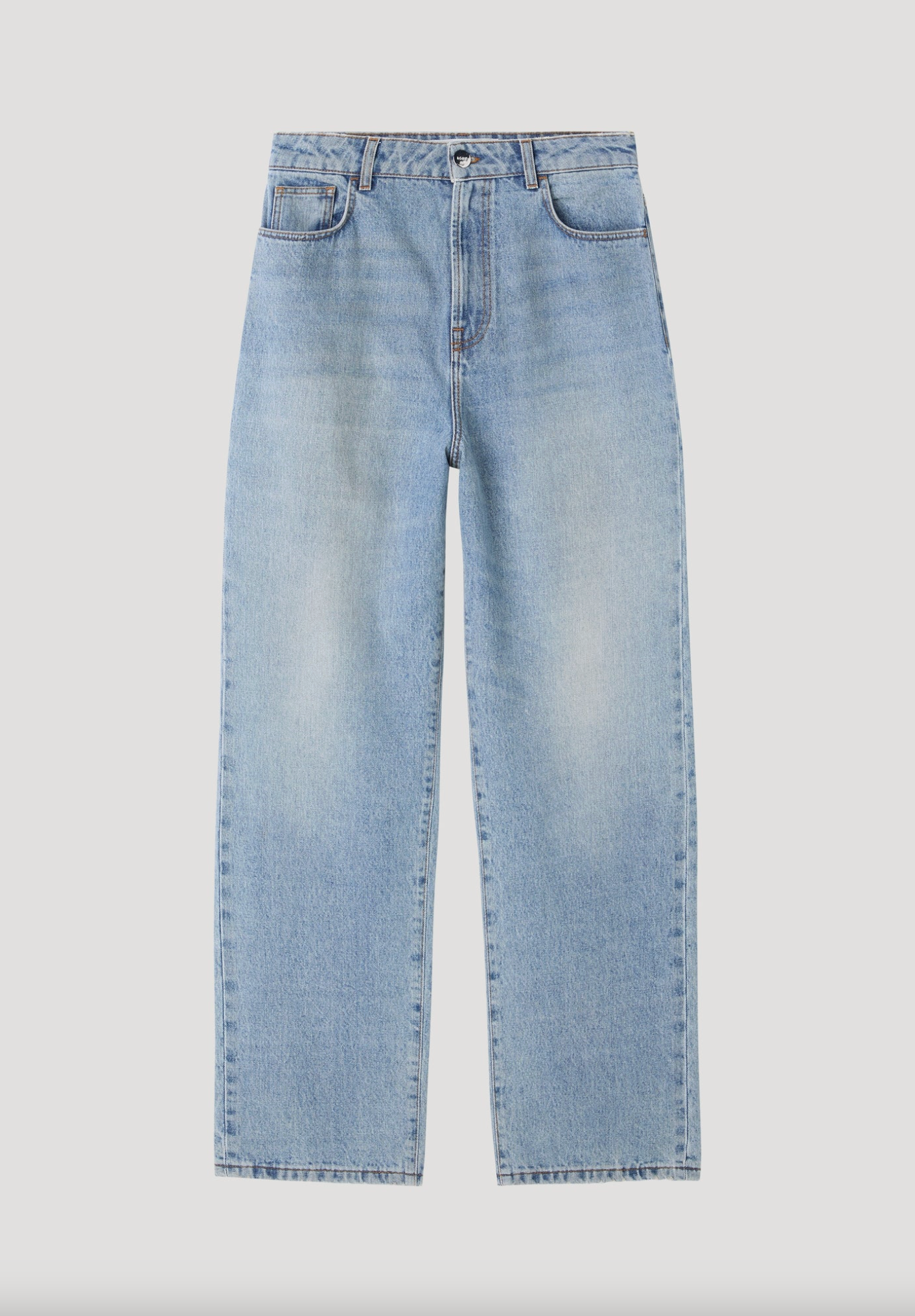 baggy fit denim: classic blue
