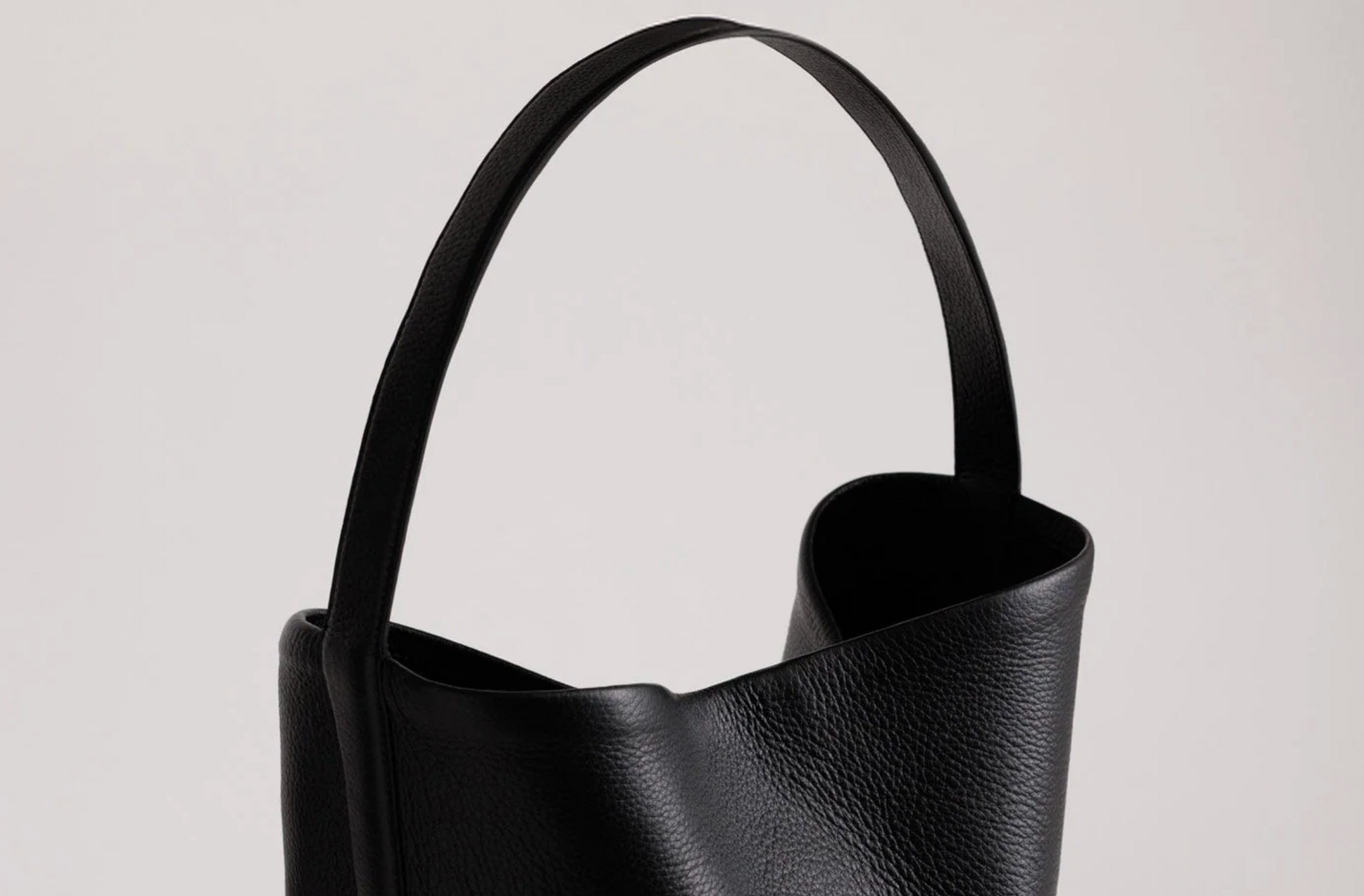 Teresa Tote: Black Deer Nappa