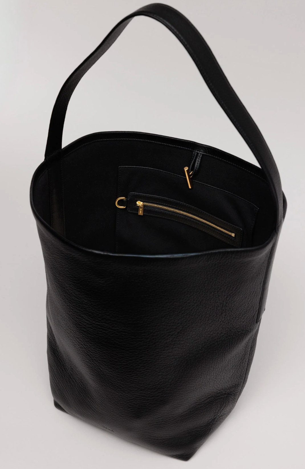 Teresa Tote: Black Deer Nappa