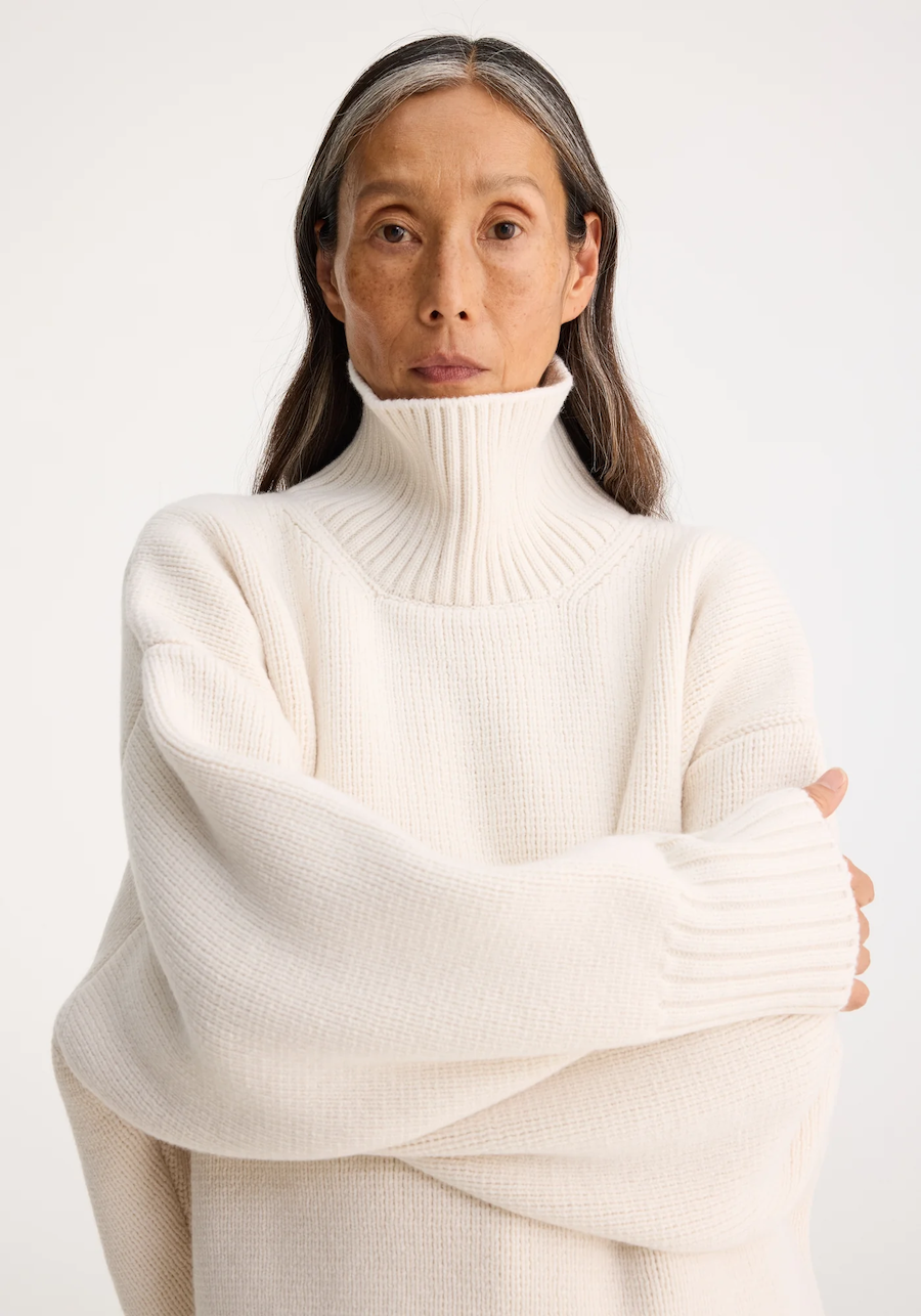 Compact Knitted Turtleneck: Off White