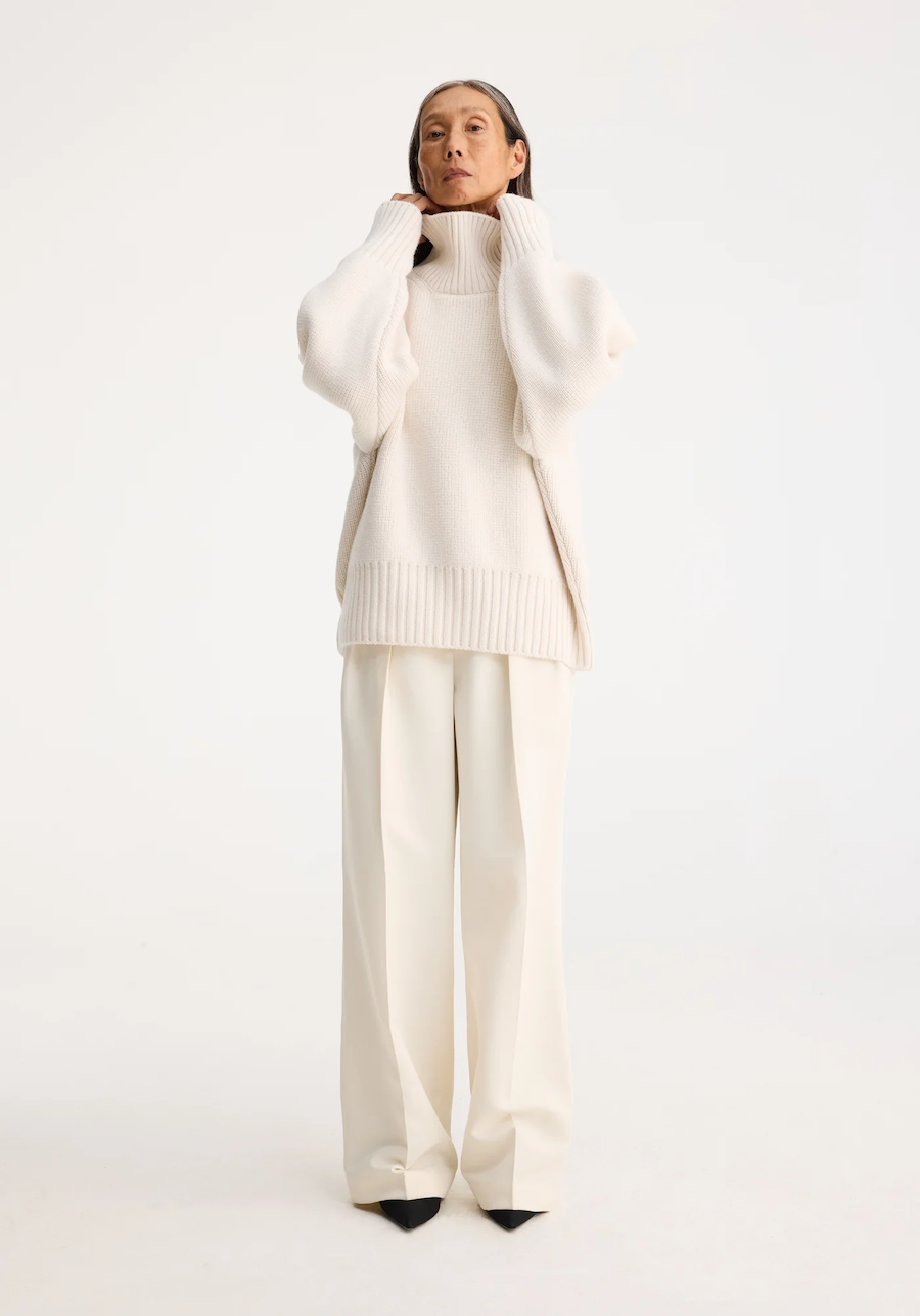 Compact Knitted Turtleneck: Off White