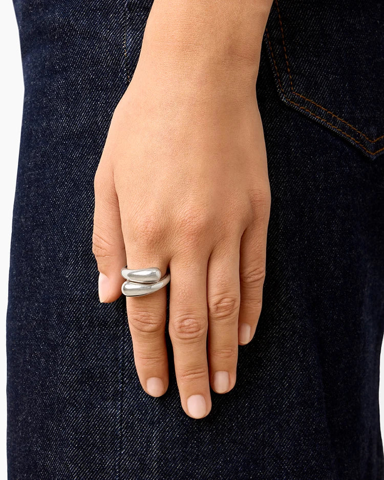 The Victoria Ring: Silver