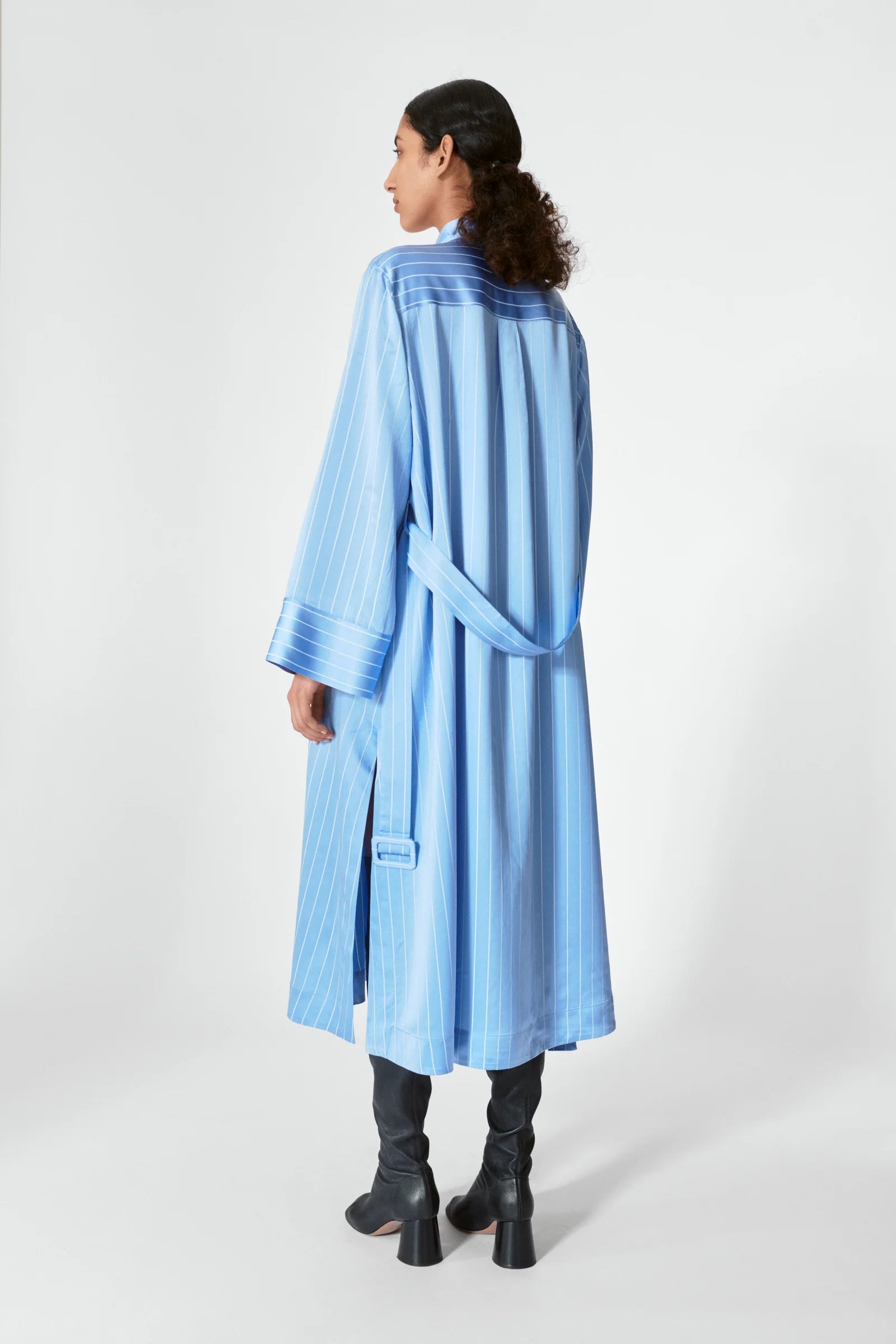 Yua Dress: Powder Blue