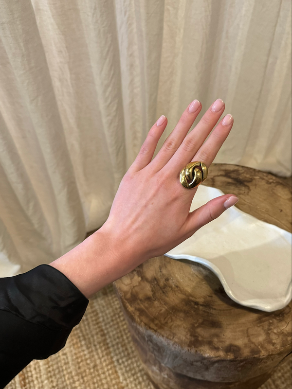 The Link Ring: Gold