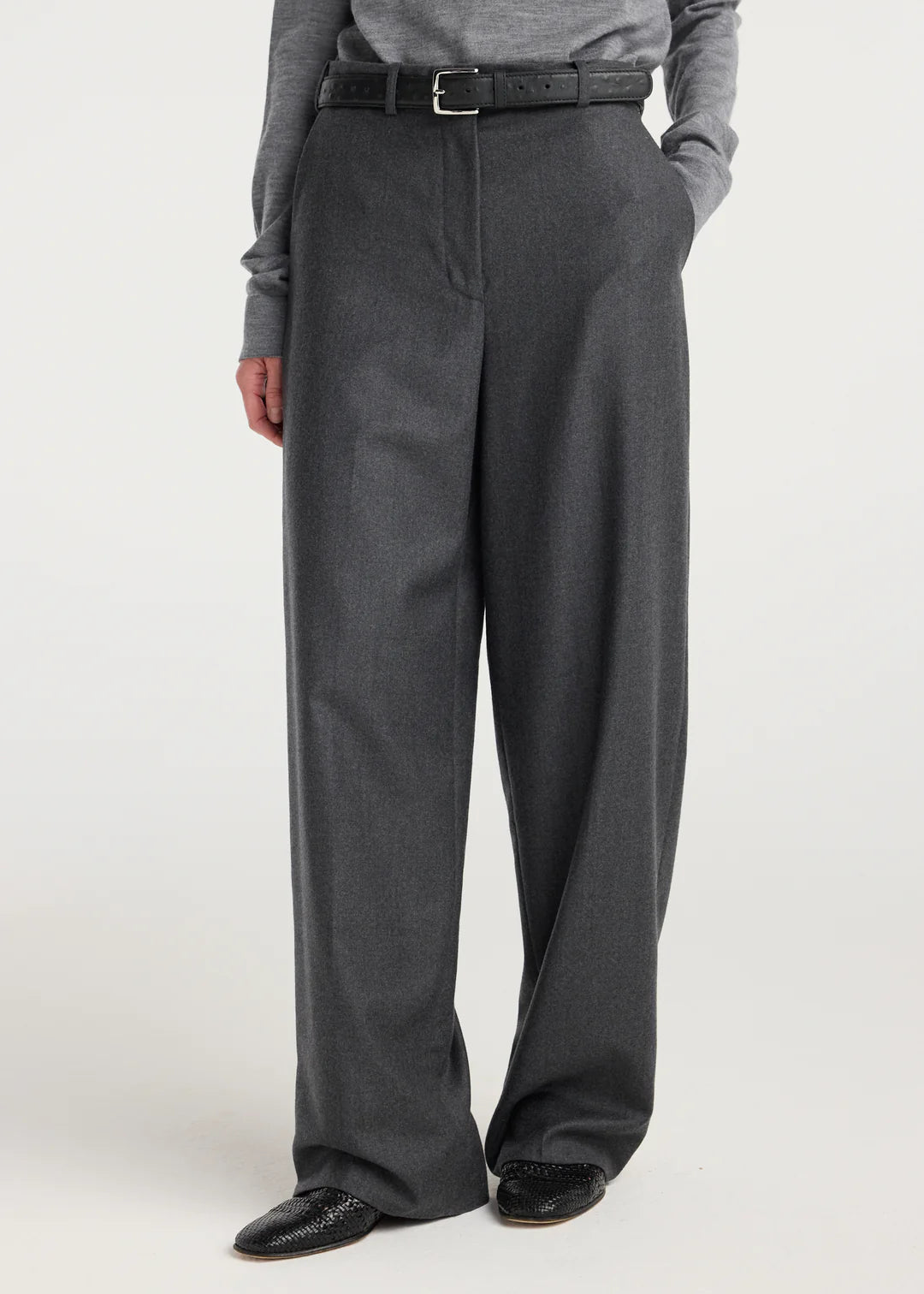 wide leg trousers: dark grey melange